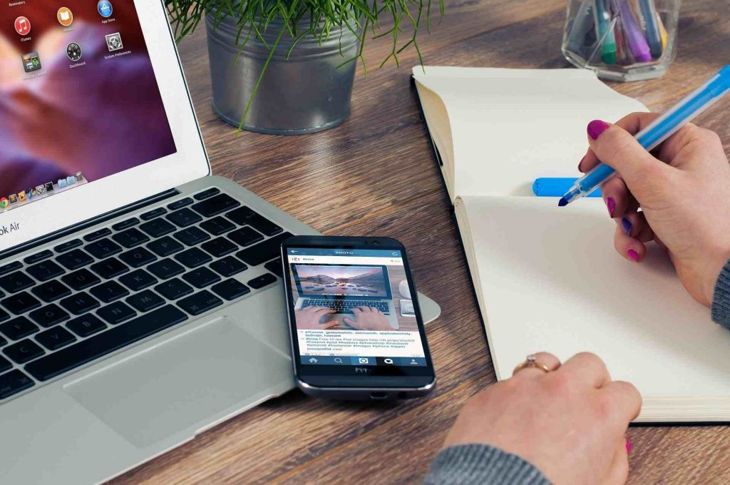 Improve with Writing apps that give starter prompts